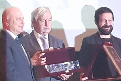 BESD-BİR president and Beypiliç general manager Dr. Sait Koca received an award from Ankara University